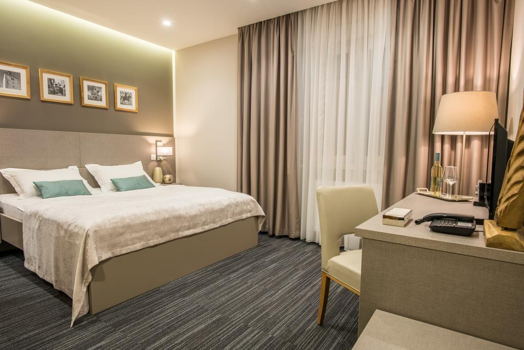 Hotel Sundial Boutique Hotel 3*