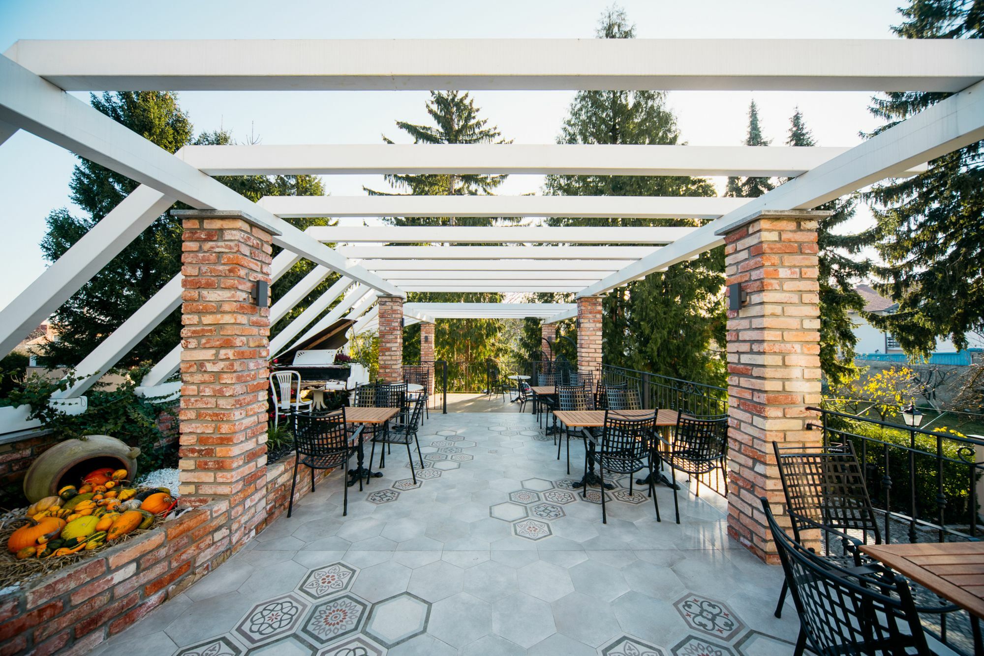 Sundial Boutique Hotel 3*